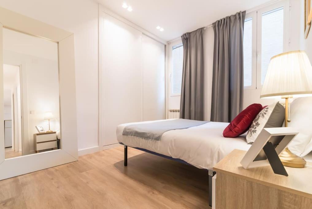 Amazing Apartment! Quiet And Bright, Madrid. Екстер'єр фото