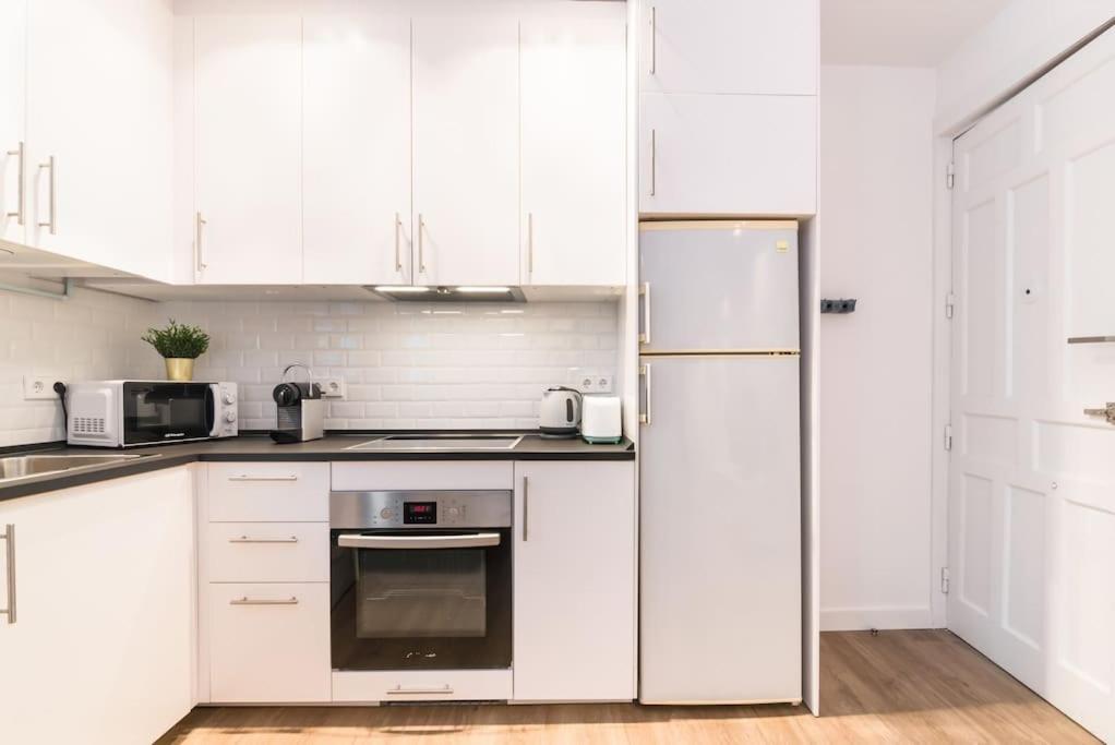 Amazing Apartment! Quiet And Bright, Madrid. Екстер'єр фото
